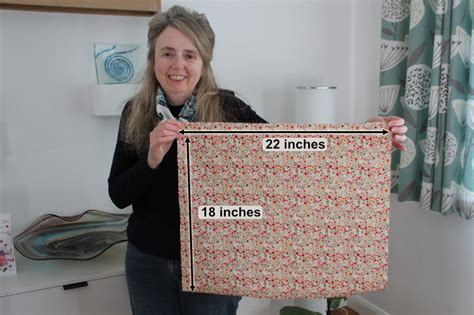 how big is a fat quarter fabric - why do we need to understand its dimensions?